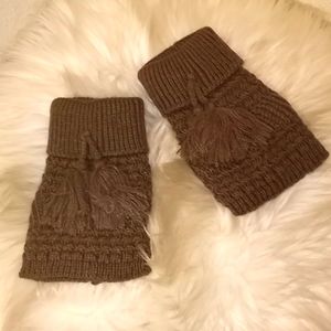 Taupe Cable Knitted Fingerless Gloves with Tassles